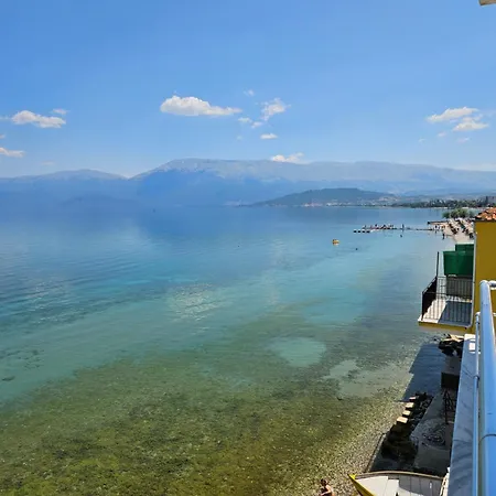 Vila Vako Rooms For Rent Appartement Pogradec