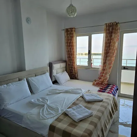 Appartamento Vila Vako Rooms For Rent Pogradec